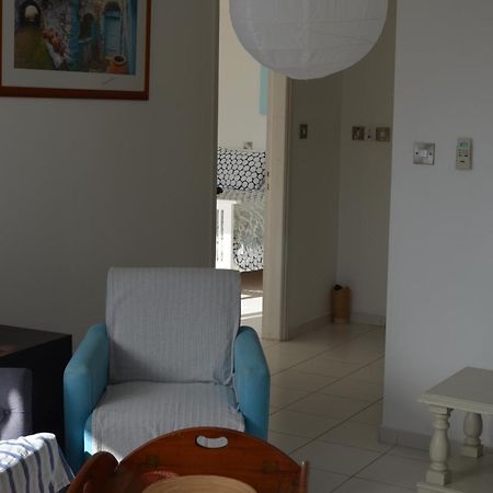 Mia'S Cove Apartment Paphos Ngoại thất bức ảnh