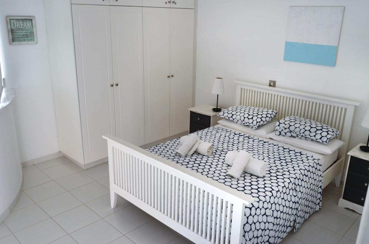 Mia'S Cove Apartment Paphos Ngoại thất bức ảnh
