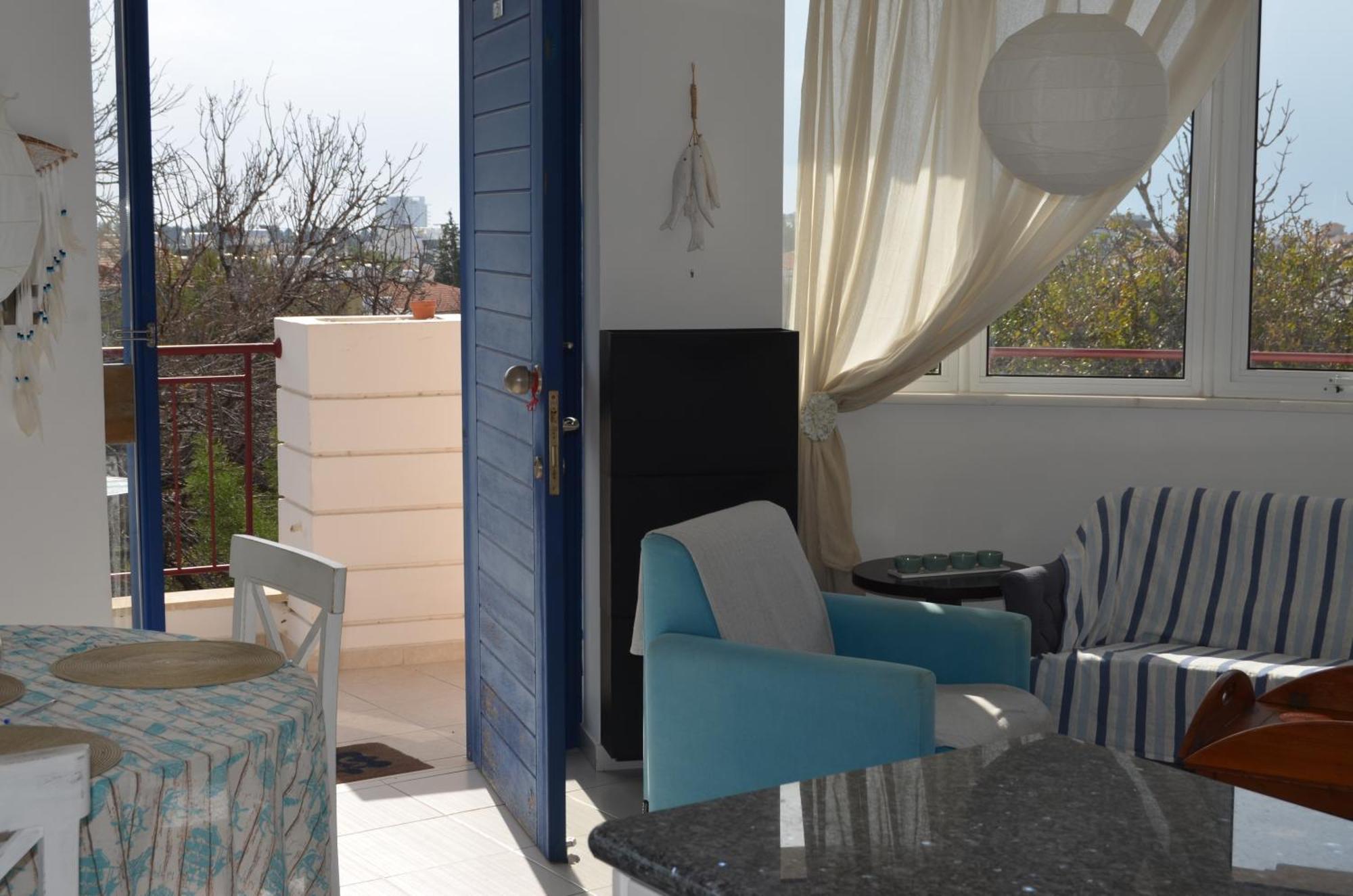 Mia'S Cove Apartment Paphos Ngoại thất bức ảnh