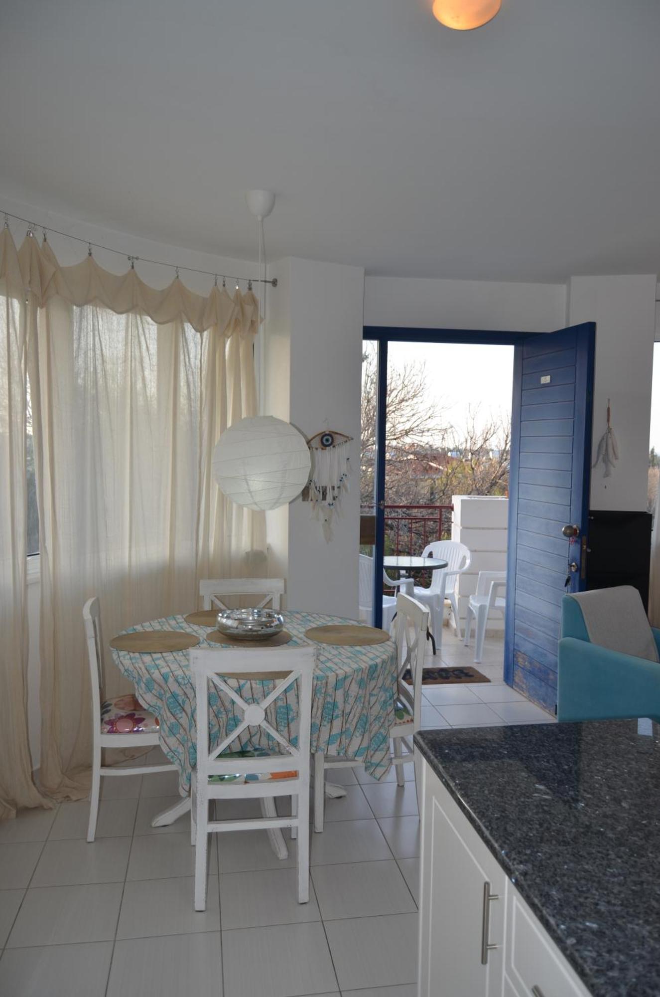 Mia'S Cove Apartment Paphos Ngoại thất bức ảnh
