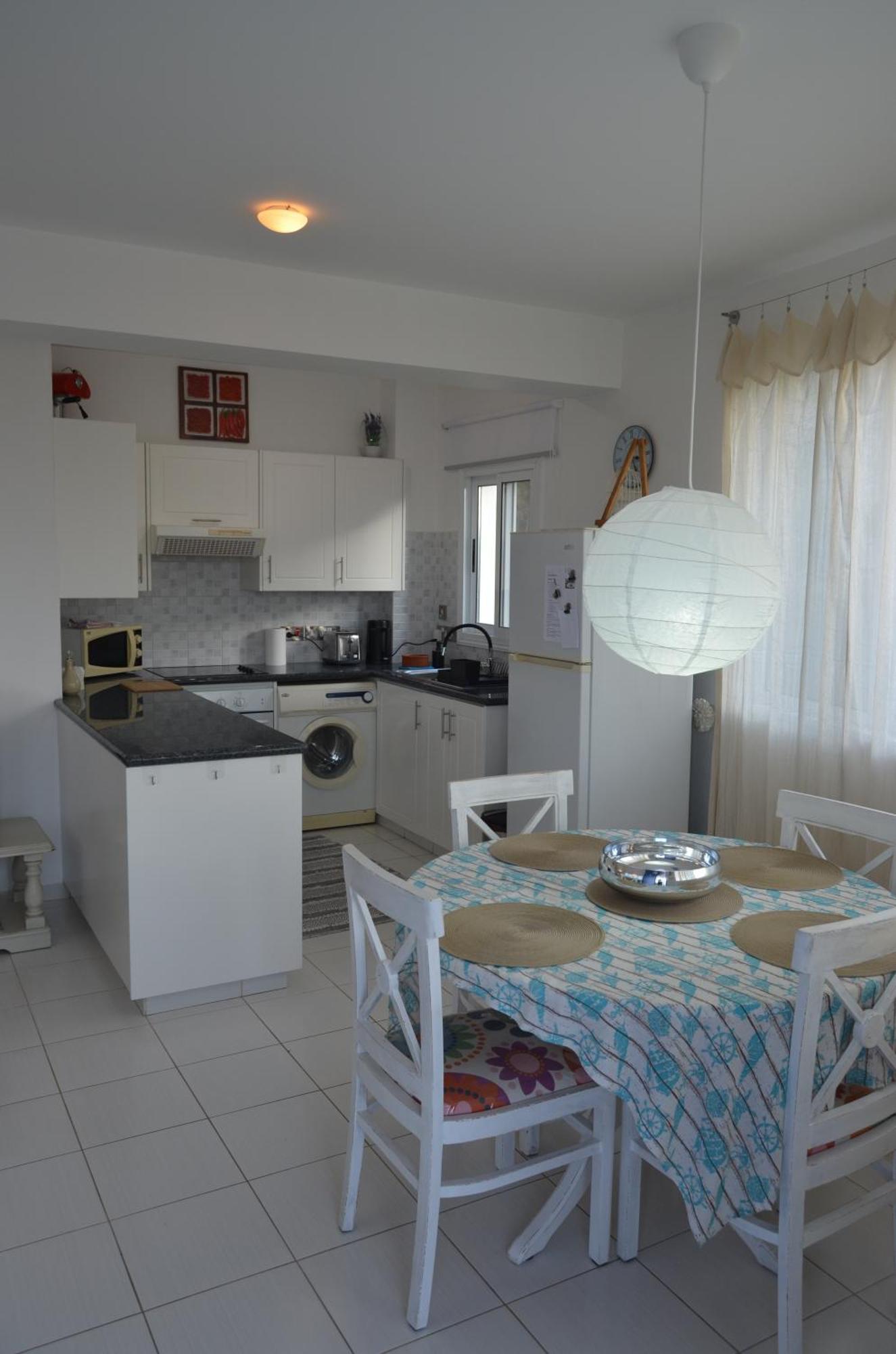 Mia'S Cove Apartment Paphos Ngoại thất bức ảnh