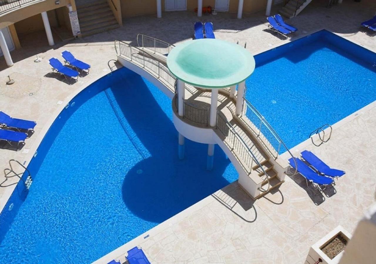 Mia'S Cove Apartment Paphos Ngoại thất bức ảnh