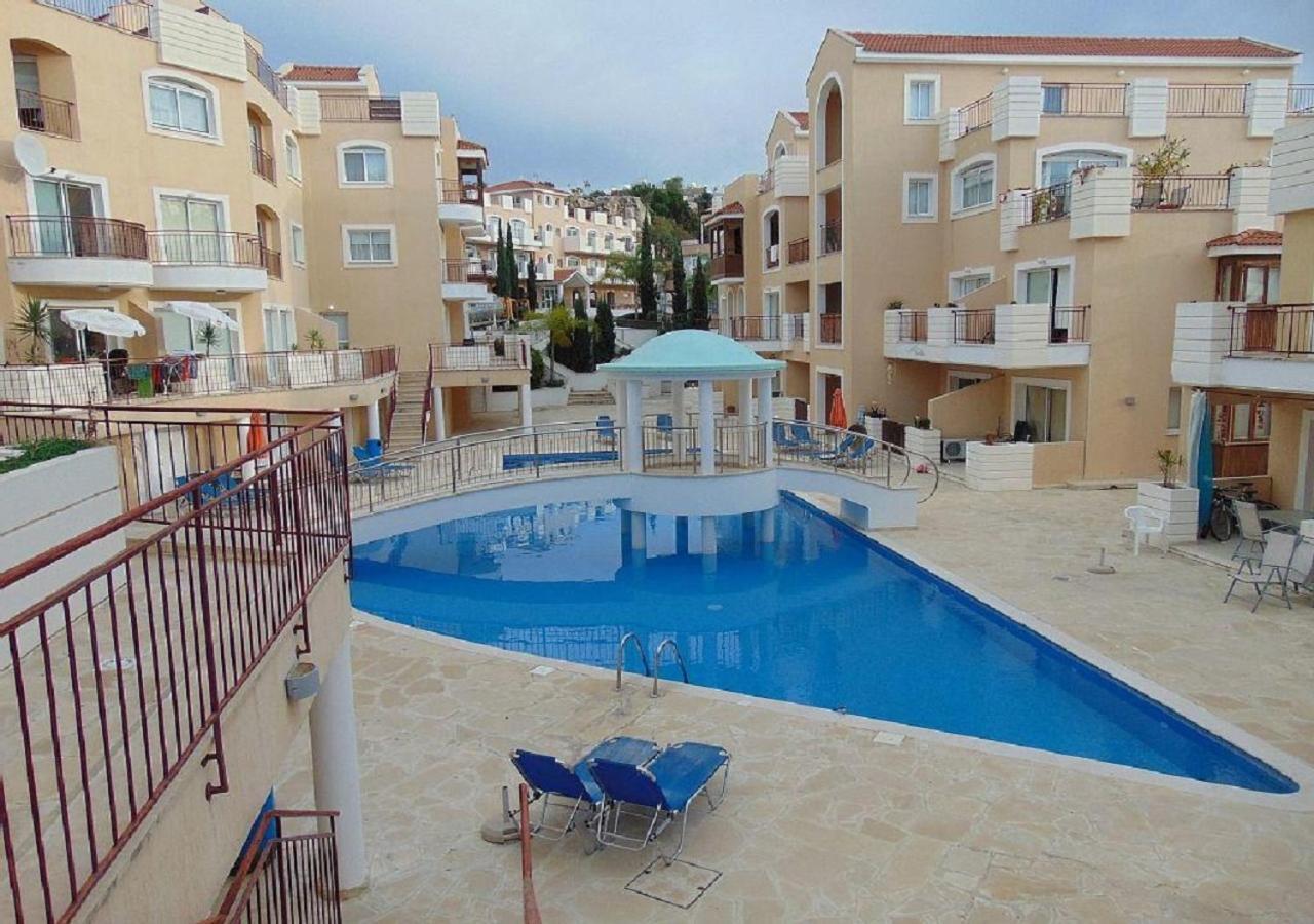 Mia'S Cove Apartment Paphos Ngoại thất bức ảnh